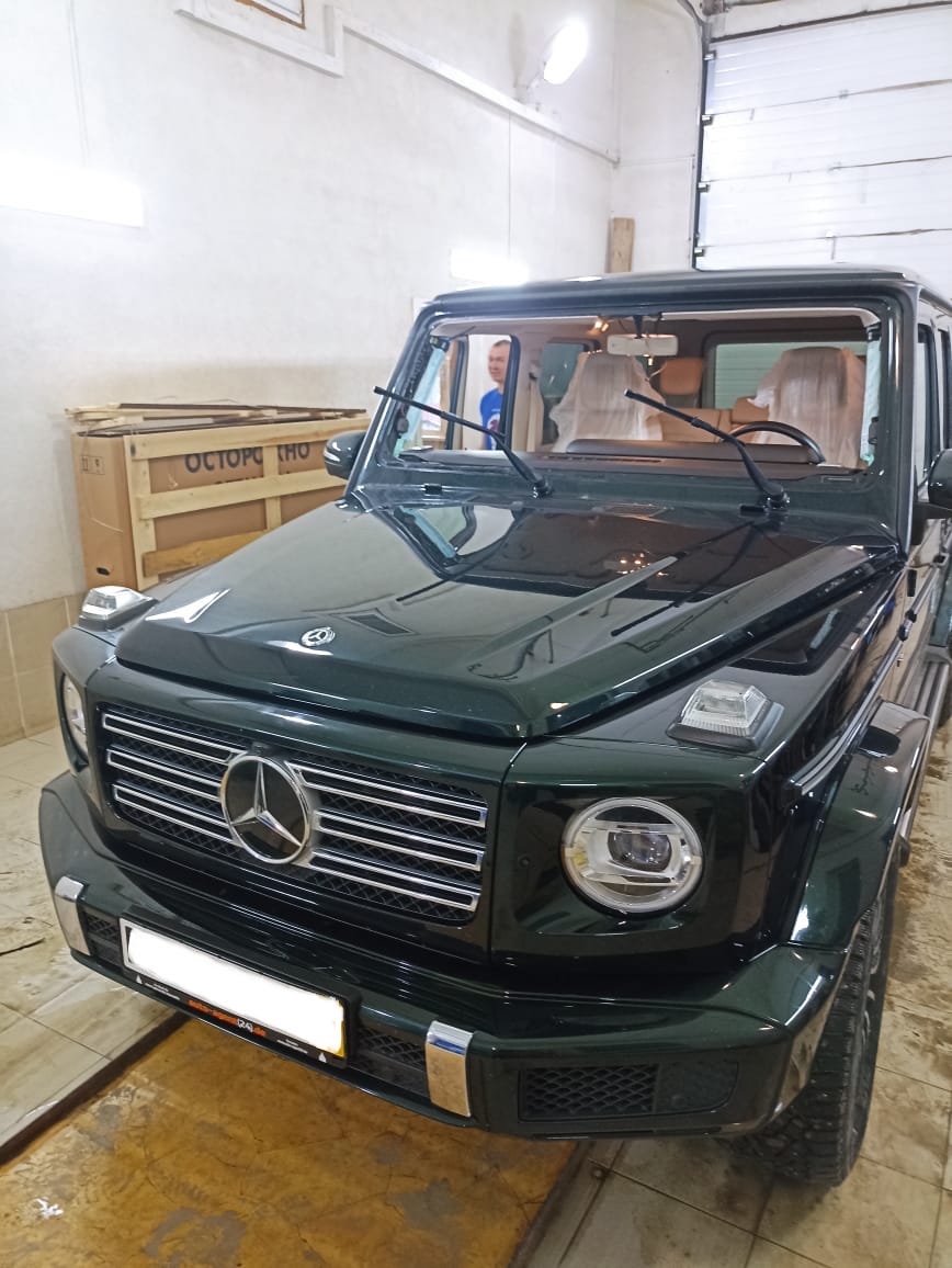 Замена ветрового стекла Mercedes G-class 463