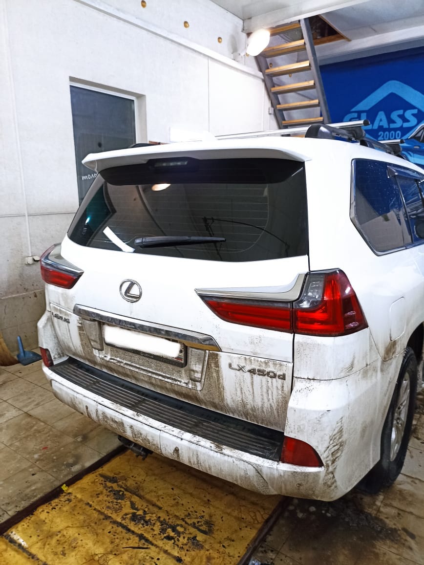 Замена заднего стекла для Lexus LX 450d + тонировка