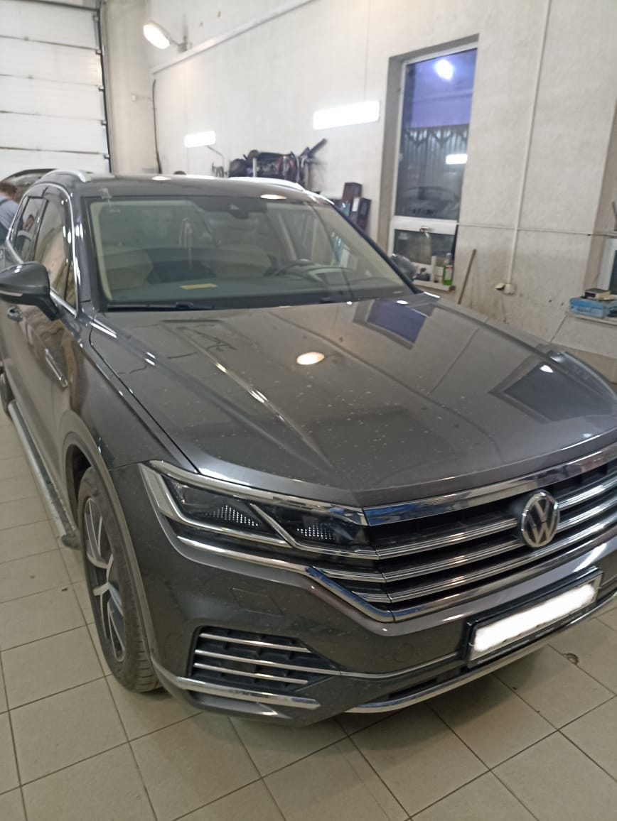 Замена ветрового стекла Volkswagen Touareg