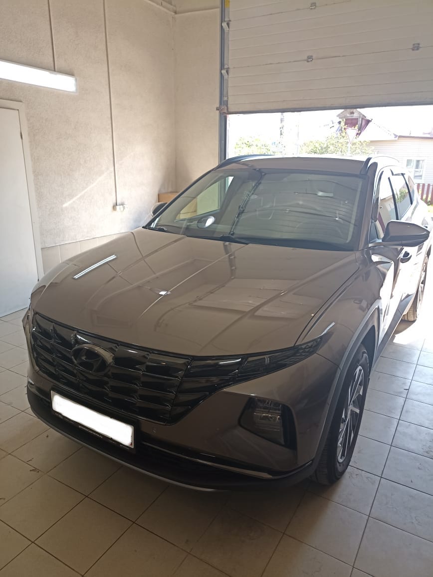 Замена лобового стекла Hyundai Tucson