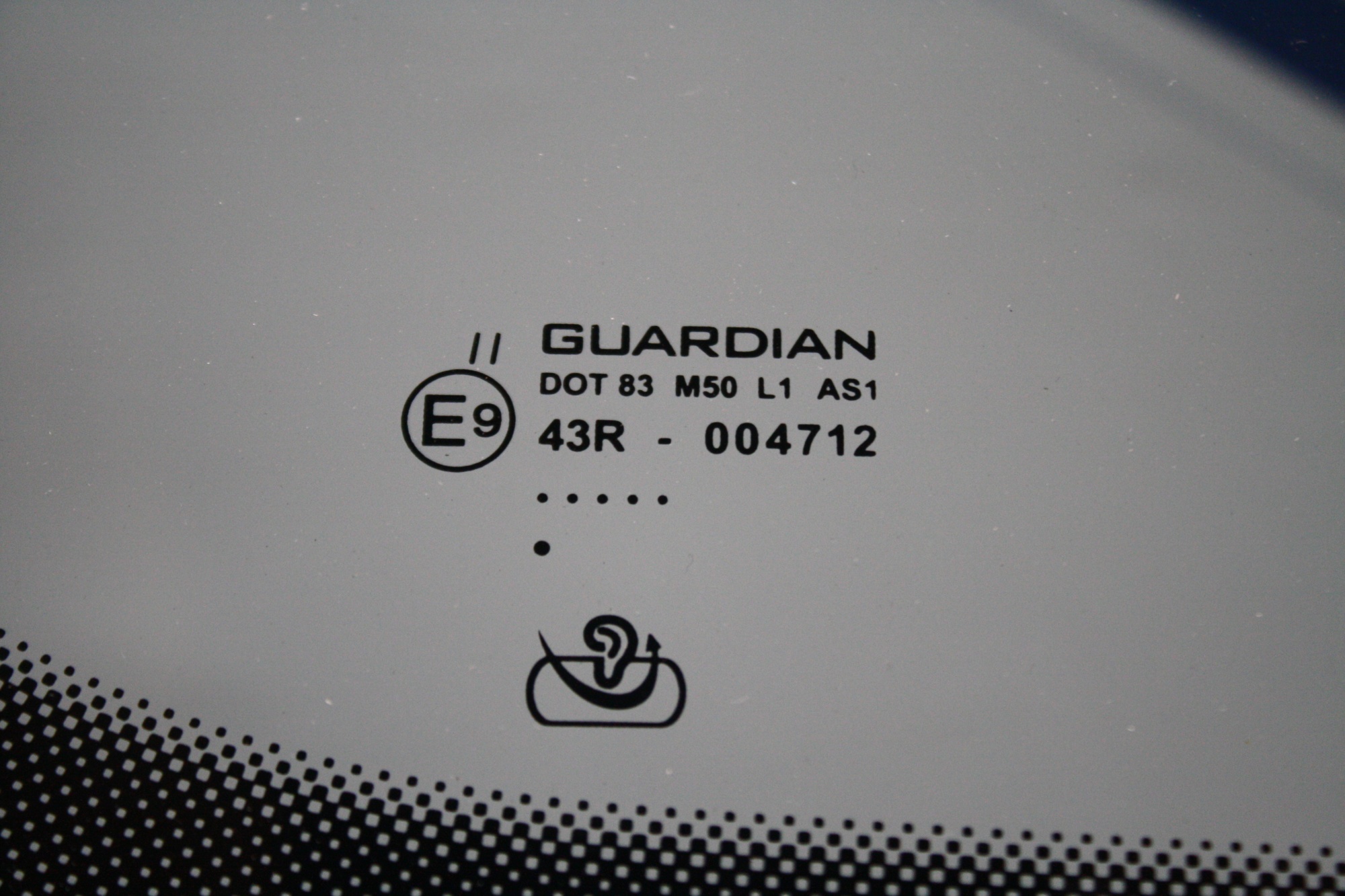 SKODA KODIAQ [молдинг+ДД] 2017- Лобовое_GUARDIAN_12814