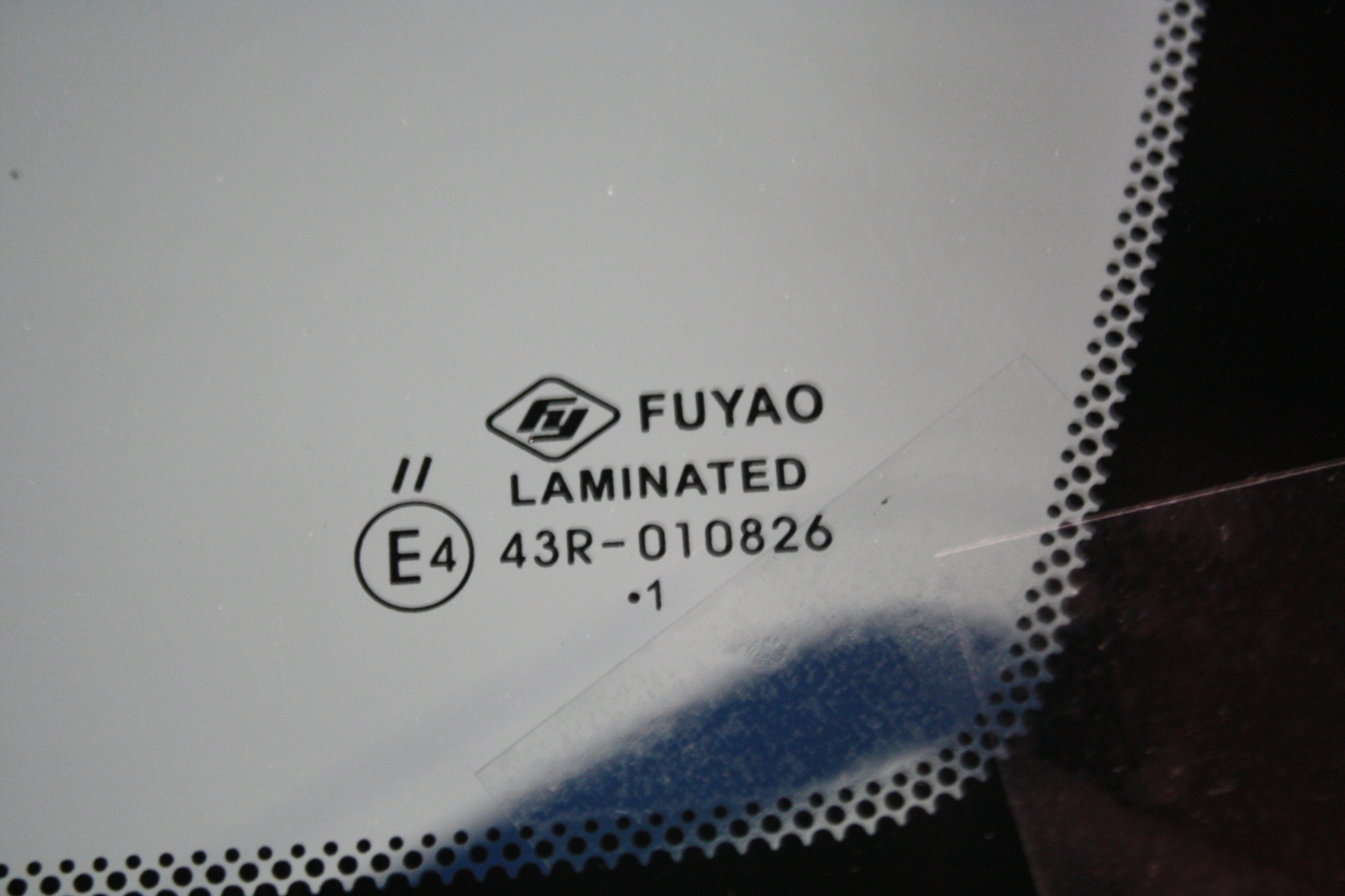 TOYOTA RAV 4 III 3D/5D AS30 [молдинг] 2006- Лобовое_BENSON_10981